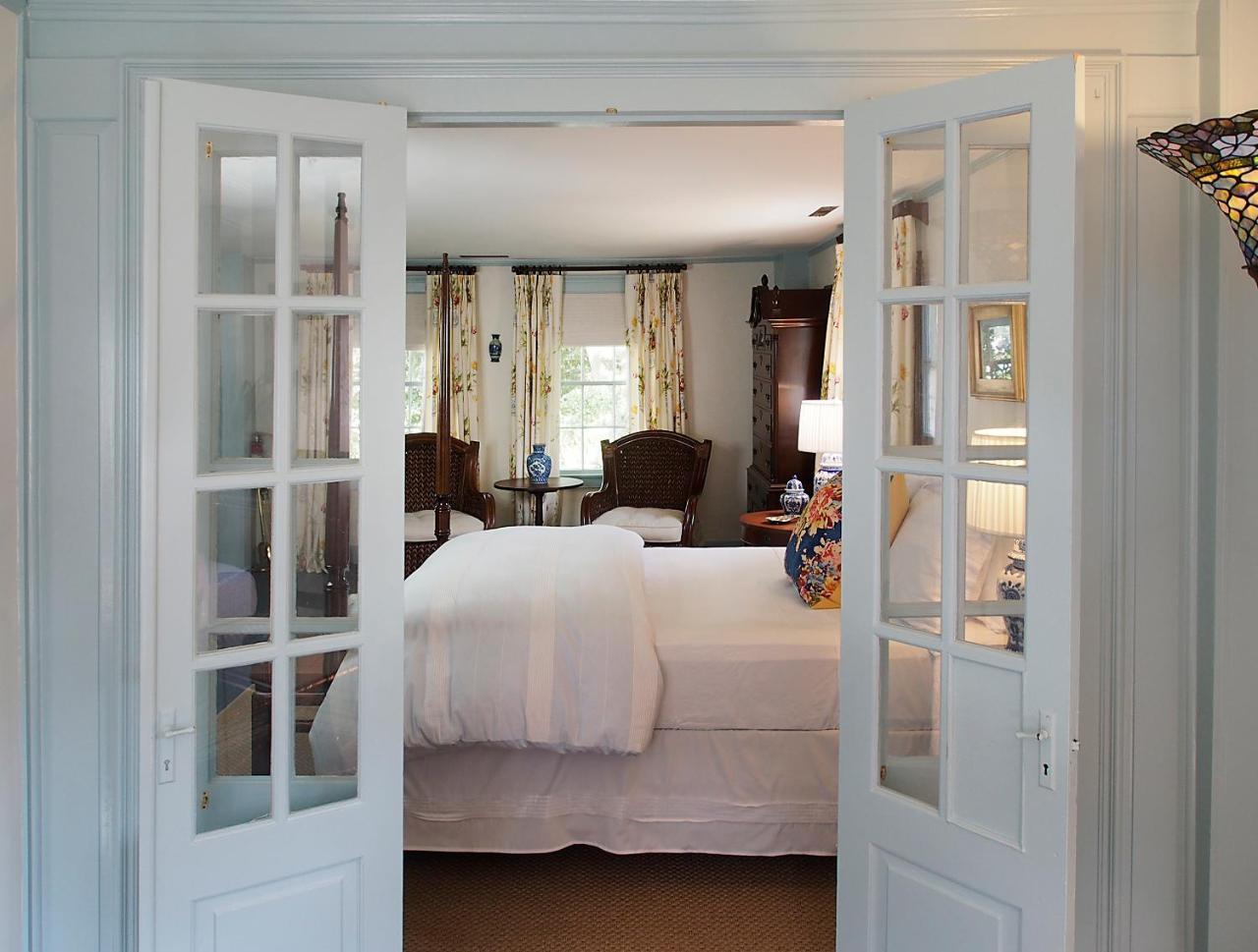 James Pharmacy Bed And Breakfast Old Saybrook Exterior foto